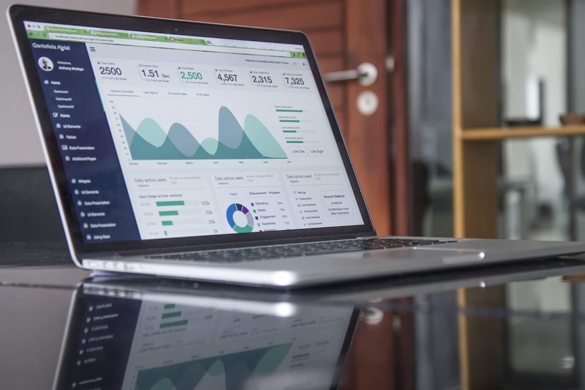 FinTech Dashboard - screenshot